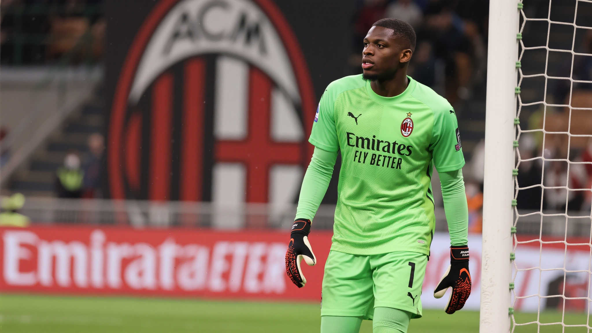 米兰向切尔西标价3000万欧转让迈尼昂 米兰向切尔西标价3000万欧转让迈尼昂